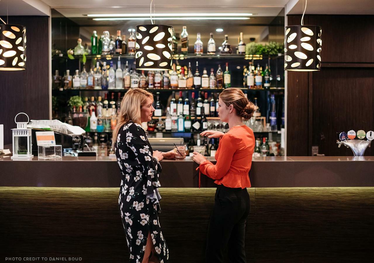Novotel Sydney Parramatta Sidney Exterior foto